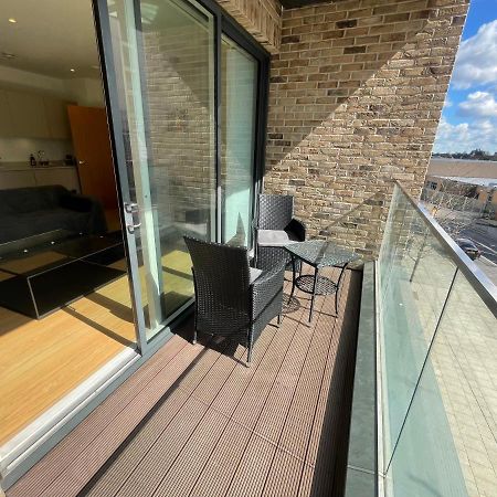 Luxury London Apartment - Steps To East Croydon Train Station المظهر الخارجي الصورة